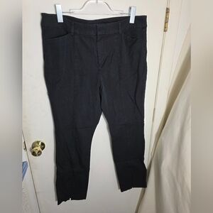 Old Navy Black Pixie Hi-Rise Split Hem Women's Size 16